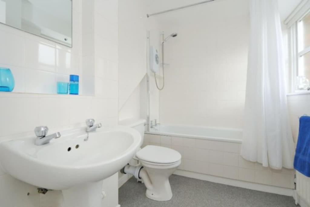 Zone 1! 2 Bed Duplex Apartment! London Eksteriør bilde